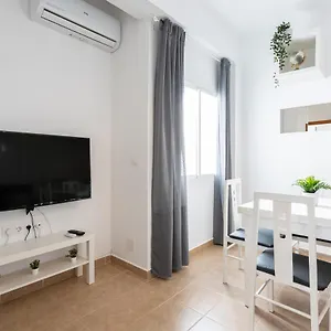 Apartamento Holidays2malaga Pasaje Cerca Estacion Tren Ave, Málaga