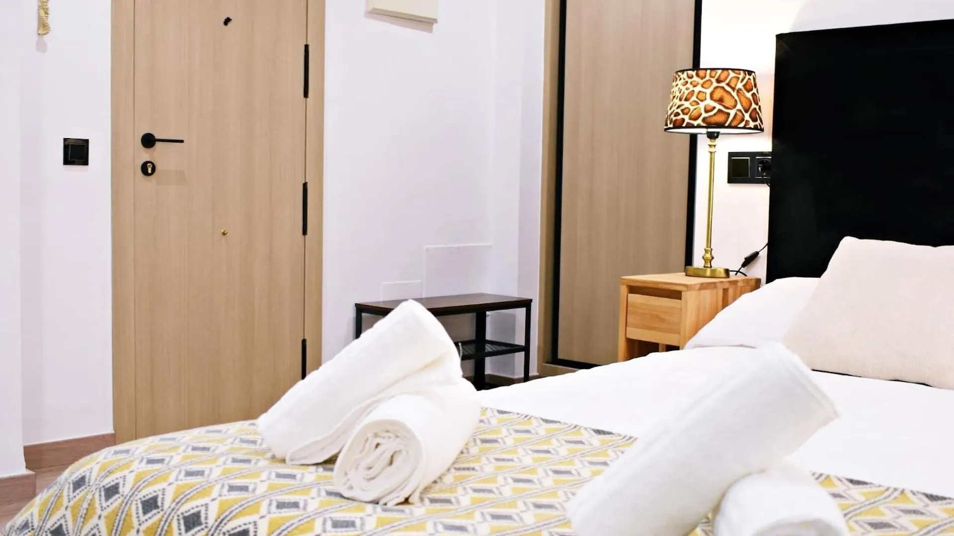 Esplendido Estudio En El Centro Historico De Malaga. Apartman 0*,